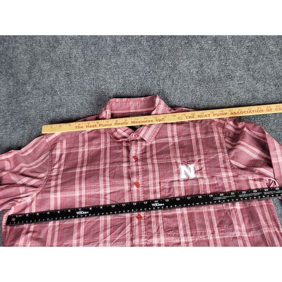 Nebraska Corn Huskers Button Up Shirt Men Sz XL Plaid Pocket Antigua Sportswear - Picture 5 of 8